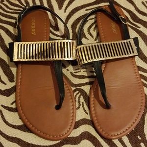 Bamboo sandals